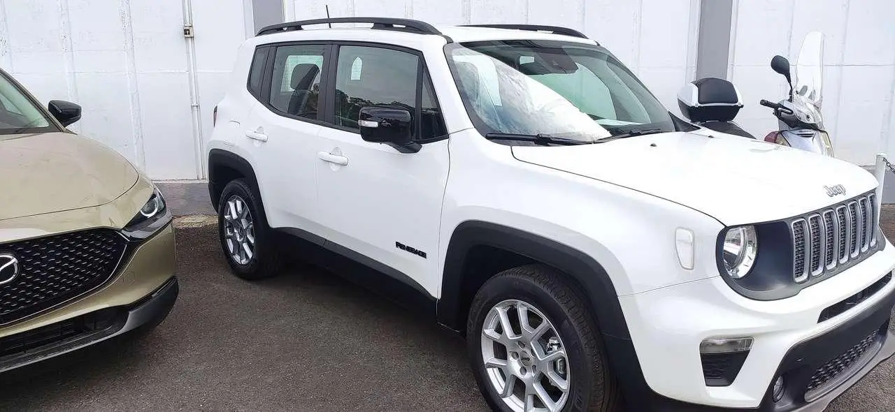 Photo 1 : Jeep Renegade 2024 Essence