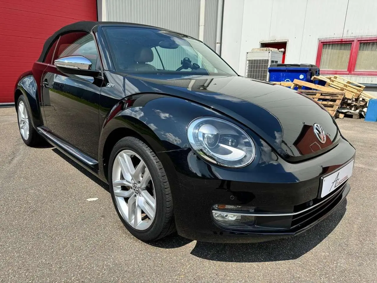 Photo 1 : Volkswagen Beetle 2015 Petrol