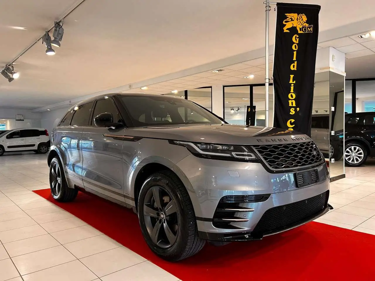 Photo 1 : Land Rover Range Rover Velar 2019 Diesel