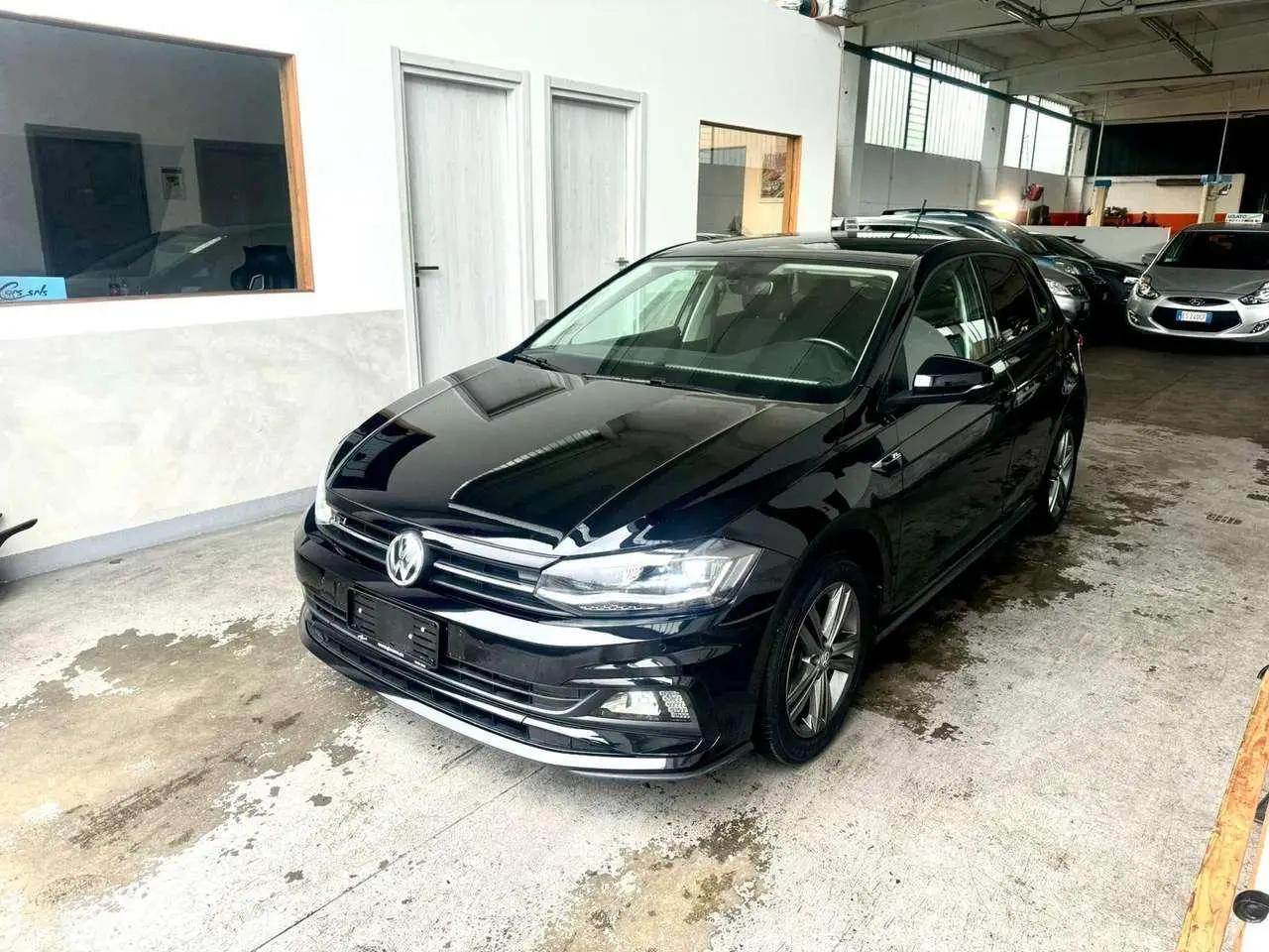 Photo 1 : Volkswagen Polo 2020 Petrol