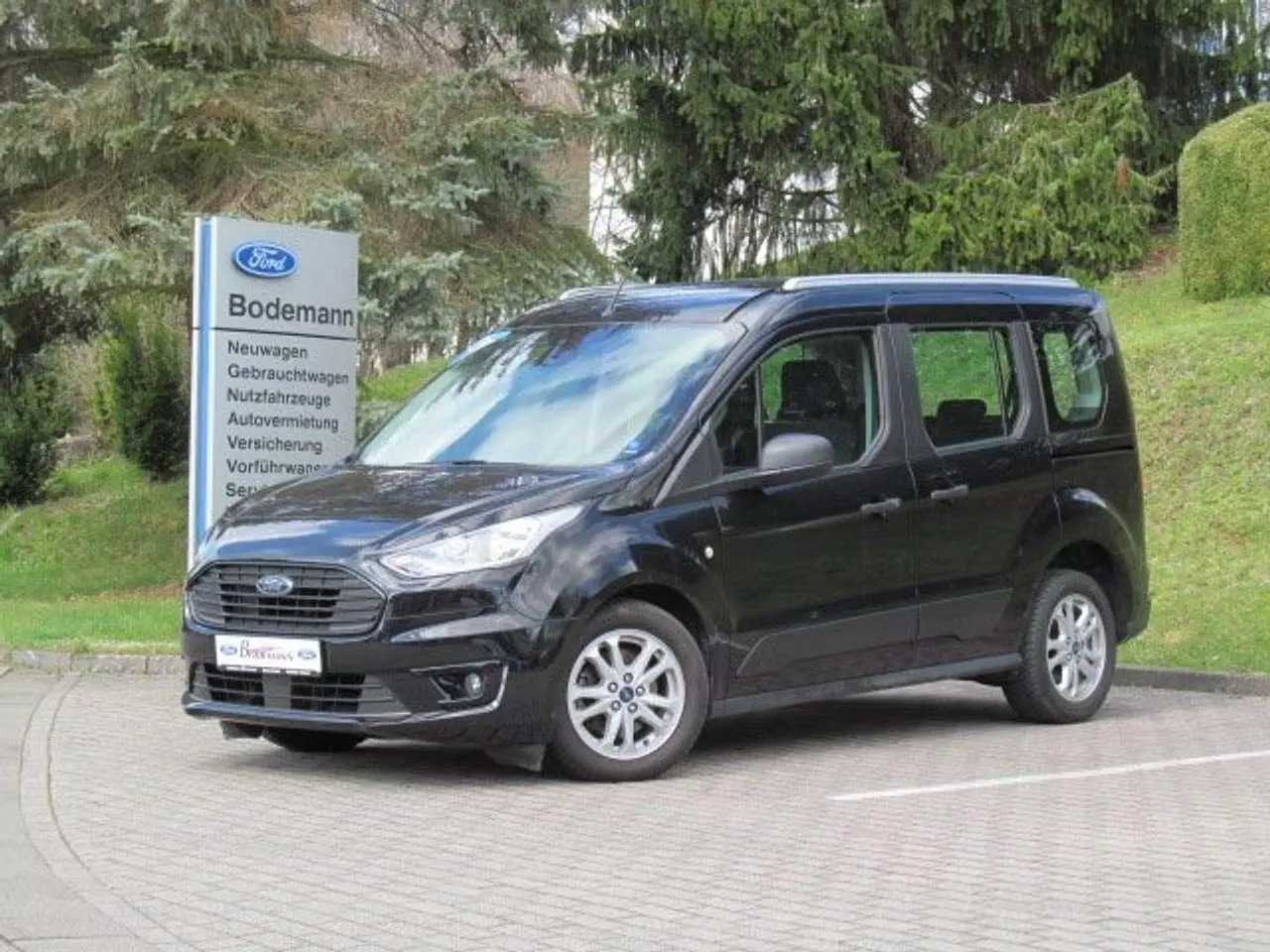 Photo 1 : Ford Tourneo 2019 Essence