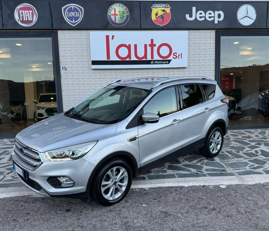 Photo 1 : Ford Kuga 2018 Diesel