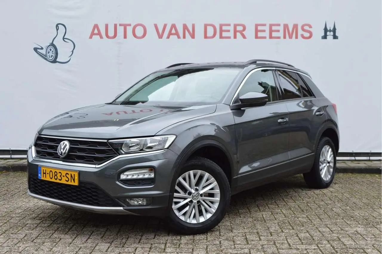 Photo 1 : Volkswagen T-roc 2020 Petrol