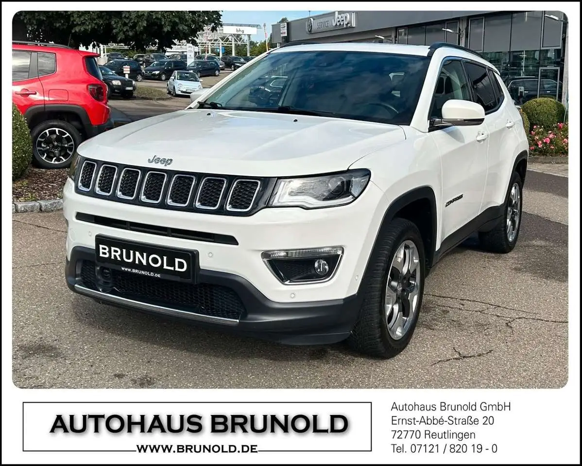 Photo 1 : Jeep Compass 2019 Essence