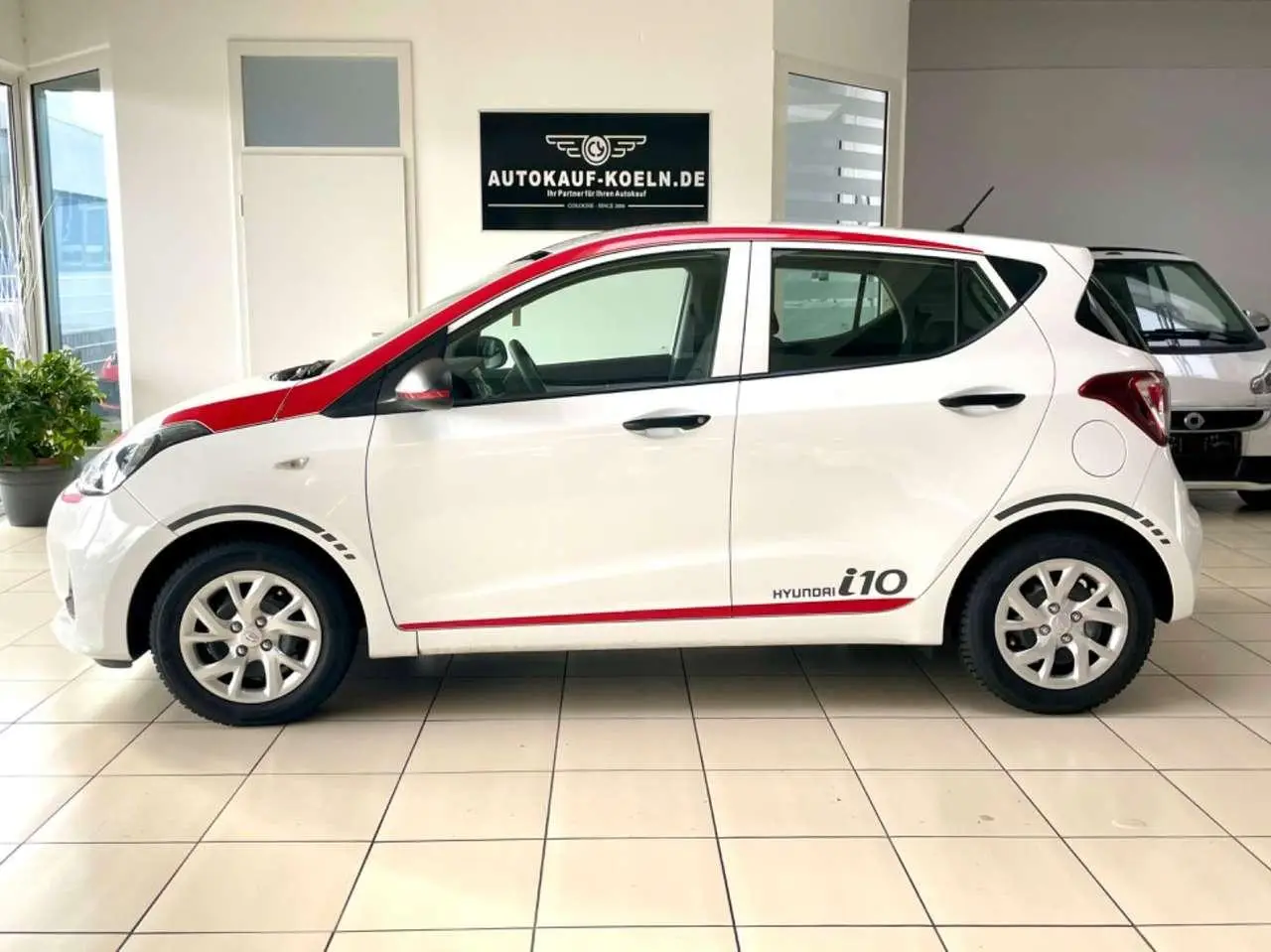 Photo 1 : Hyundai I10 2017 Petrol