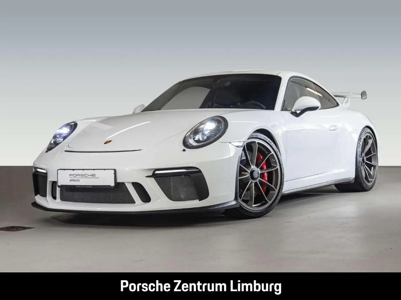 Photo 1 : Porsche 991 2018 Essence