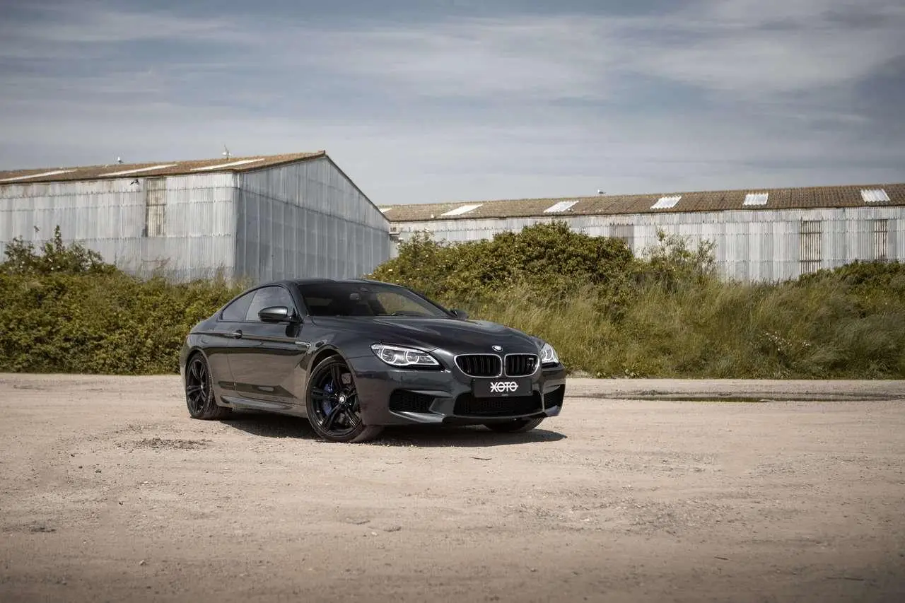 Photo 1 : Bmw M6 2016 Petrol