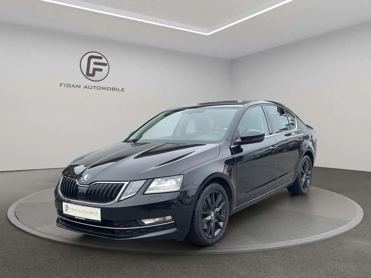 Photo 1 : Skoda Octavia 2019 Diesel