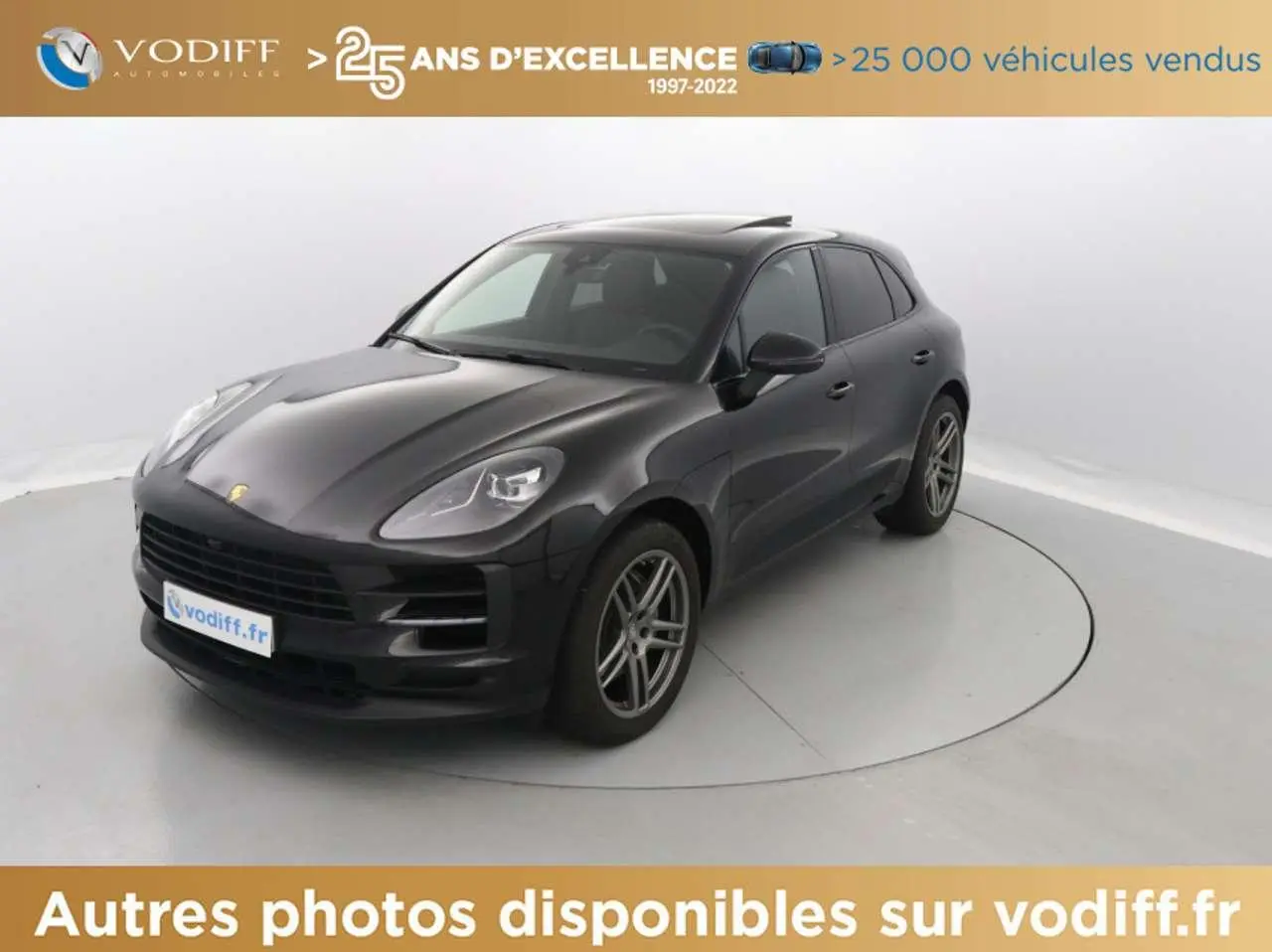 Photo 1 : Porsche Macan 2019 Essence