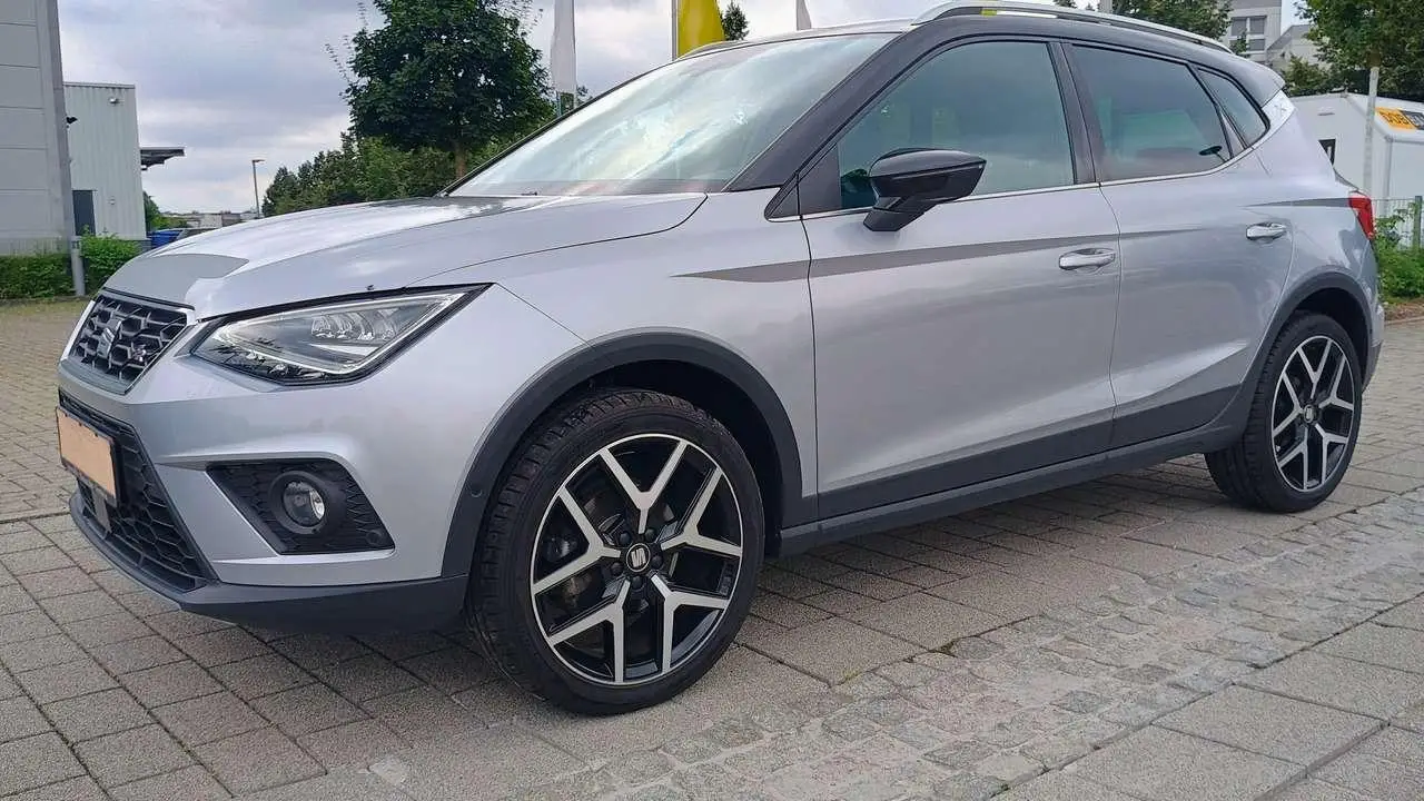 Photo 1 : Seat Arona 2021 Essence