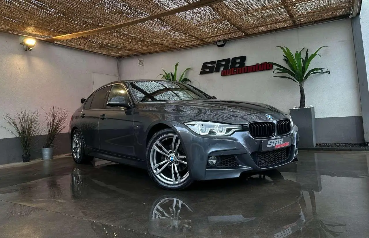 Photo 1 : Bmw Serie 3 2018 Petrol