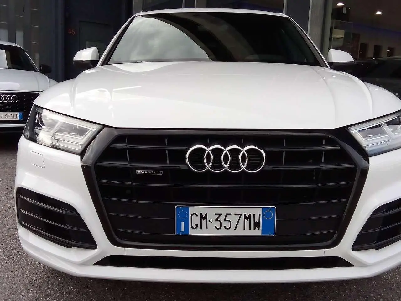 Photo 1 : Audi Q5 2019 Diesel