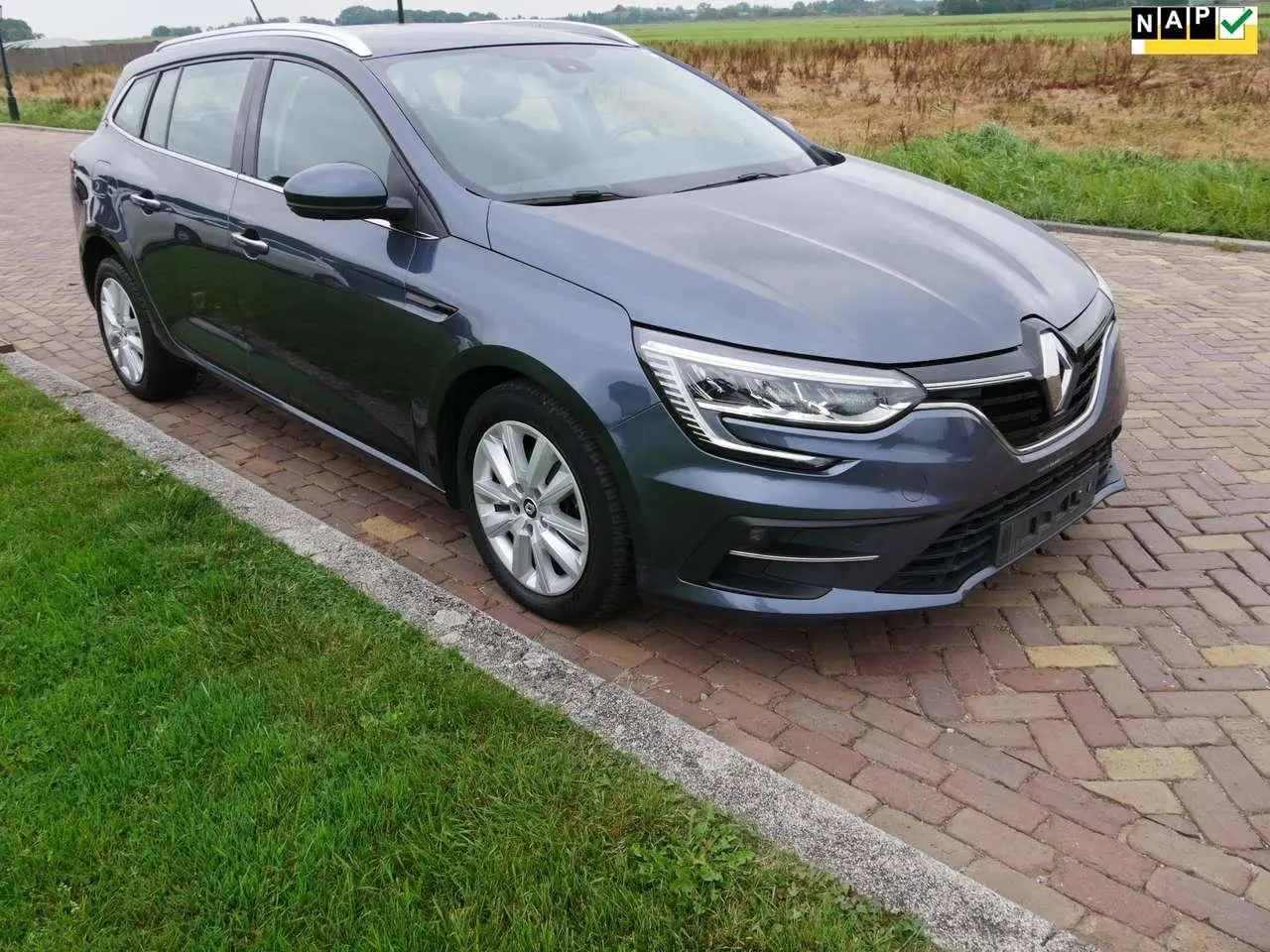 Photo 1 : Renault Megane 2022 Diesel