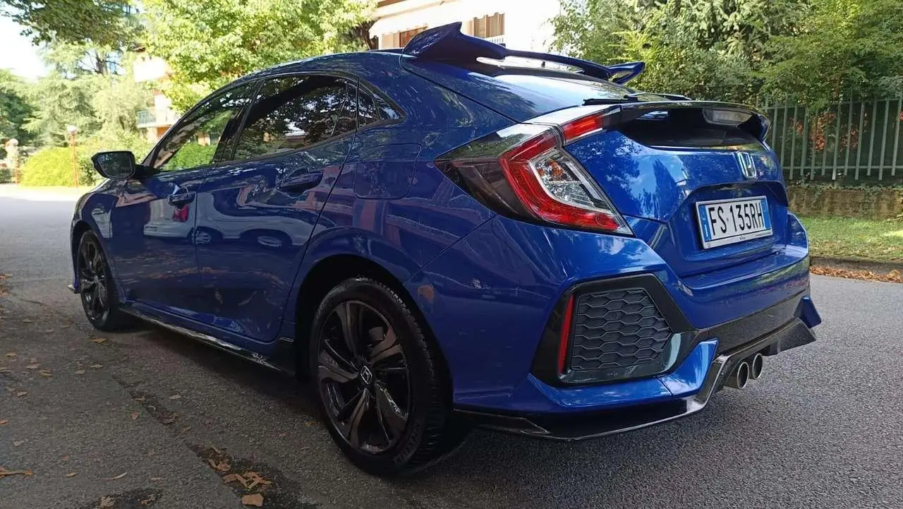 Photo 1 : Honda Civic 2018 Petrol