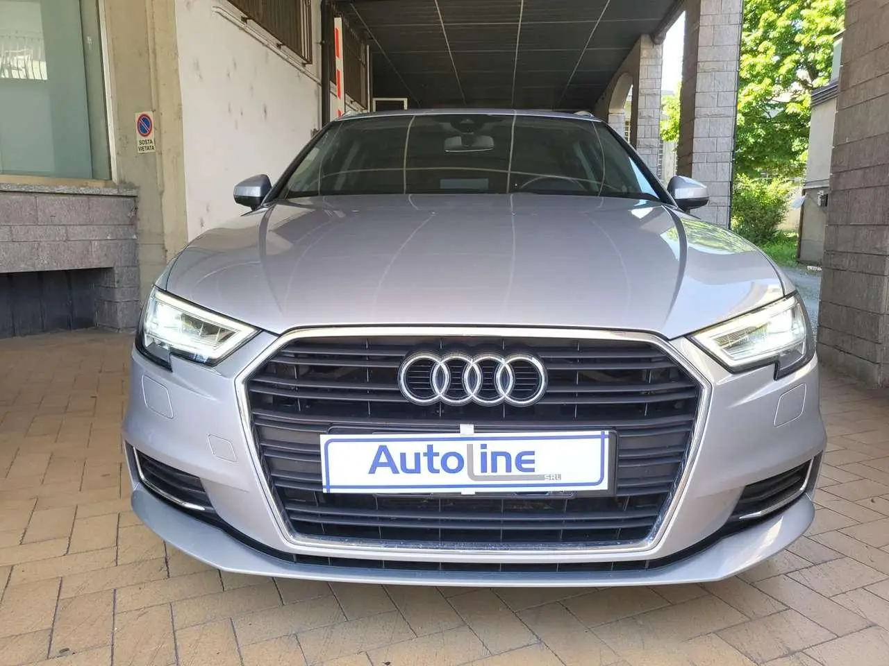 Photo 1 : Audi A3 2019 Diesel