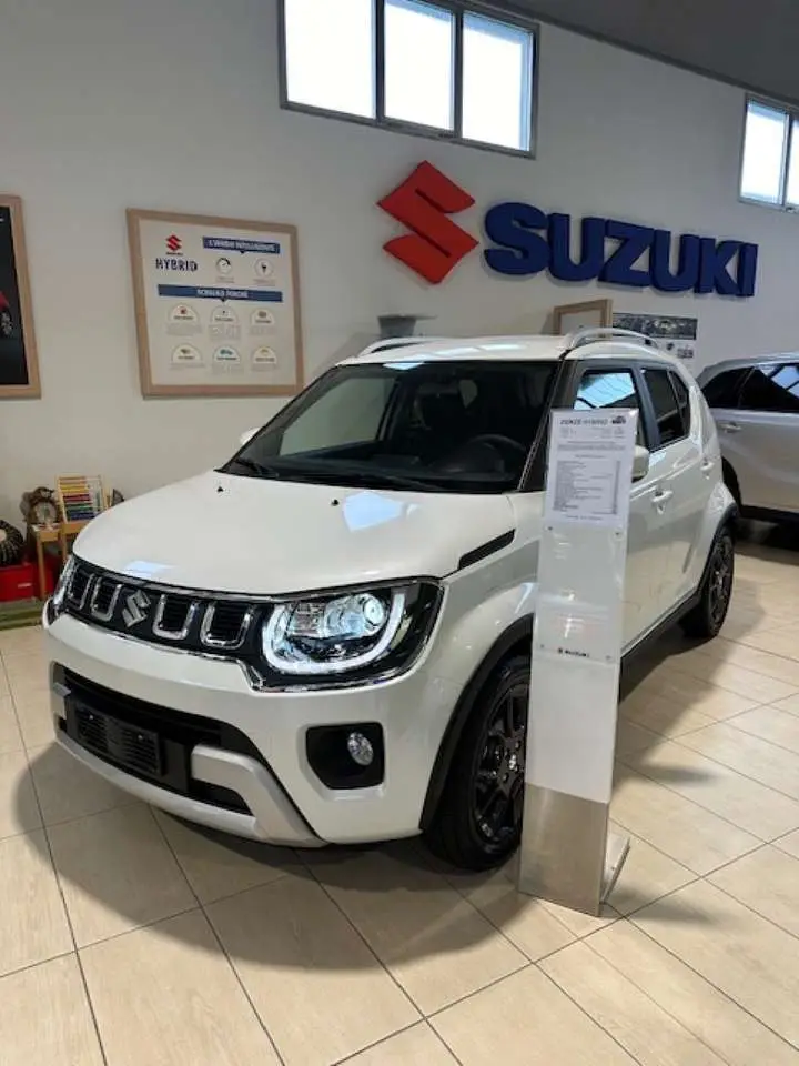 Photo 1 : Suzuki Ignis 2024 Hybride