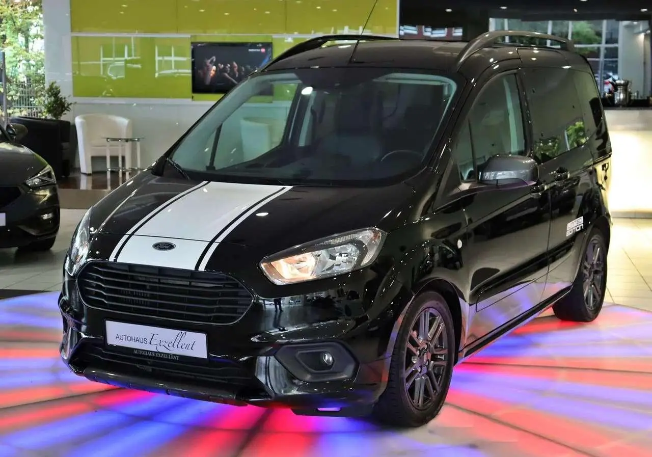 Photo 1 : Ford Tourneo 2018 Essence