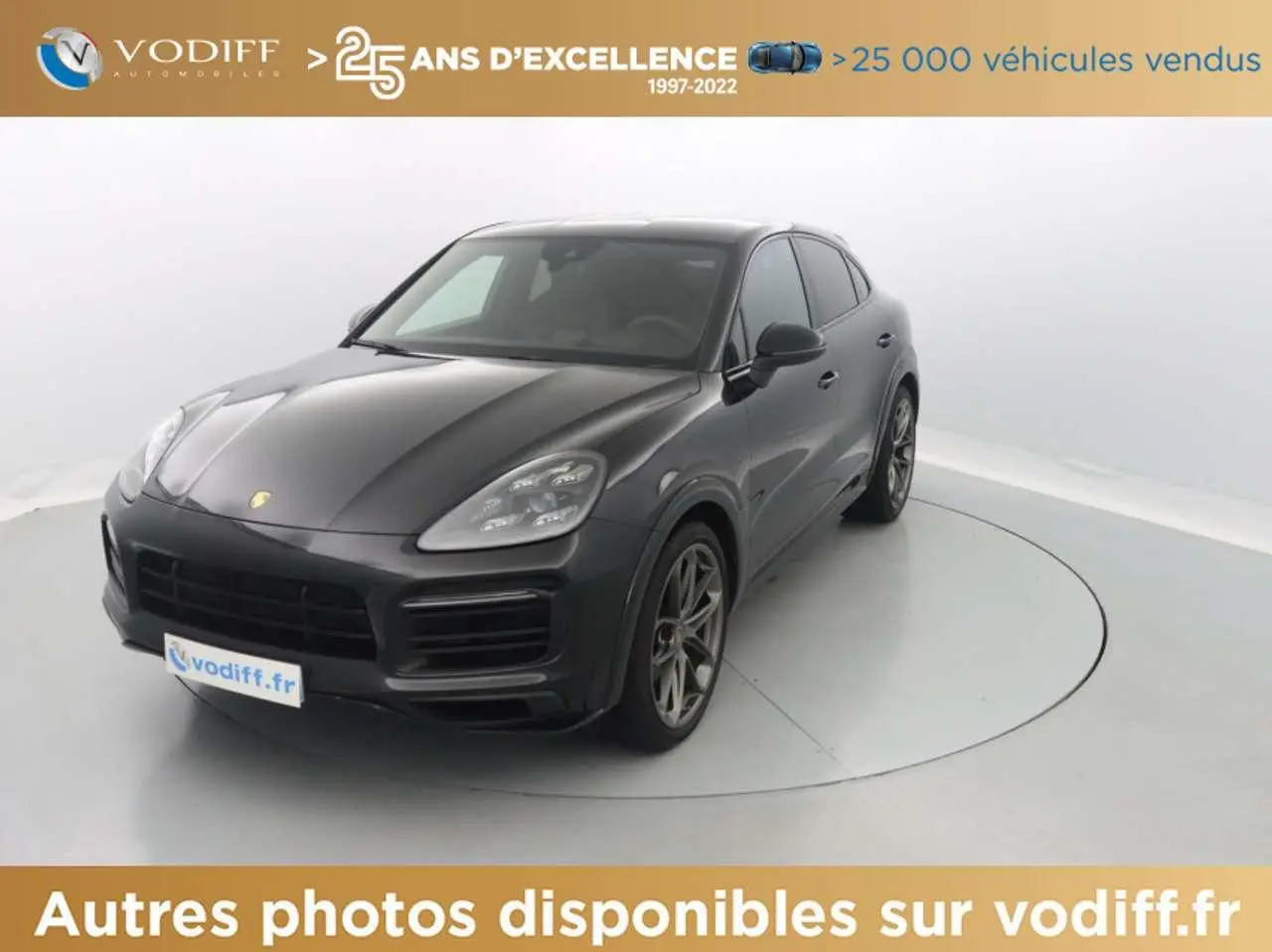 Photo 1 : Porsche Cayenne 2019 Essence