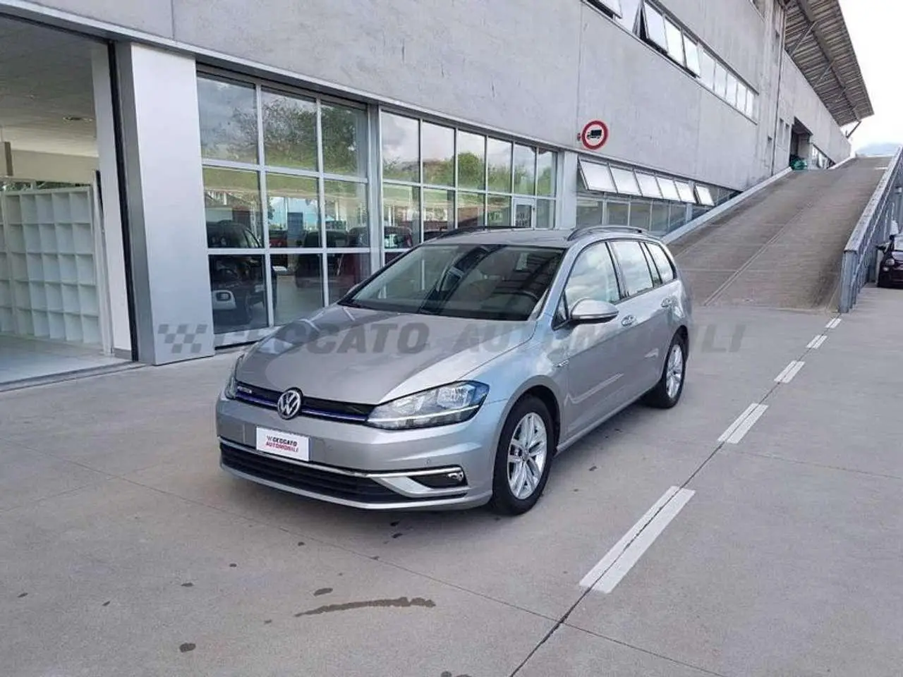 Photo 1 : Volkswagen Golf 2018 Autres