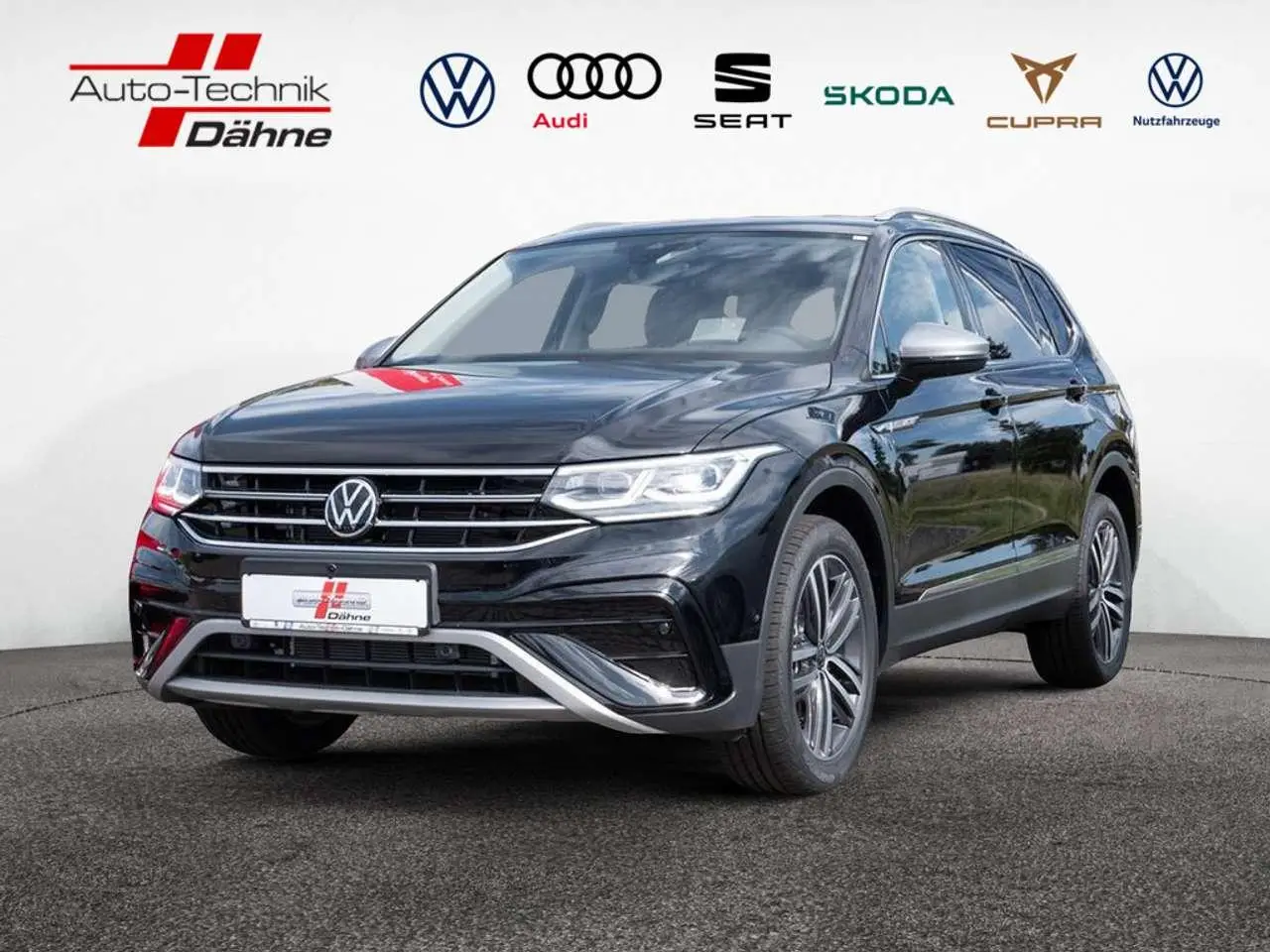 Photo 1 : Volkswagen Tiguan 2023 Petrol