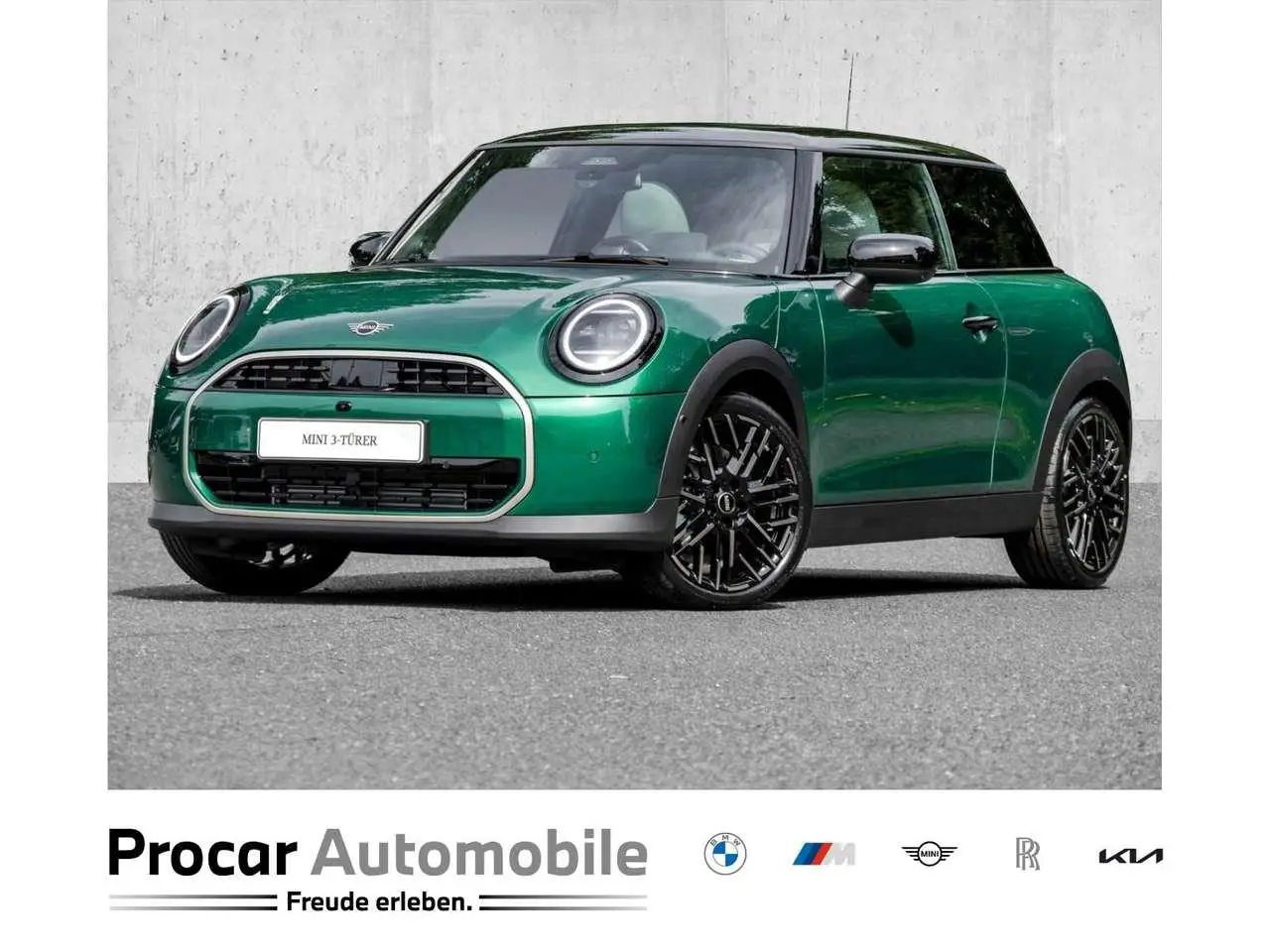 Photo 1 : Mini Cooper 2024 Petrol