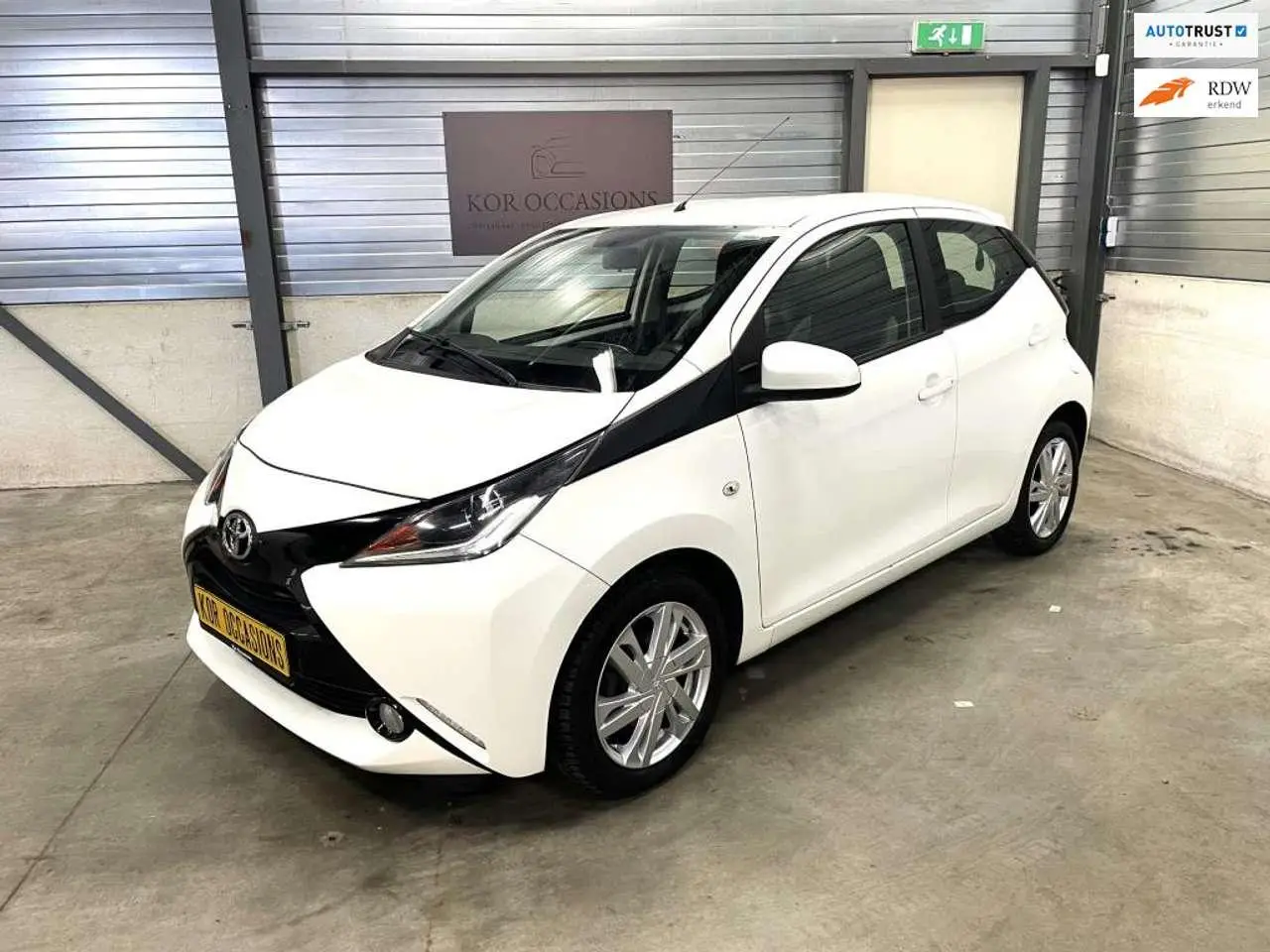 Photo 1 : Toyota Aygo 2015 Petrol