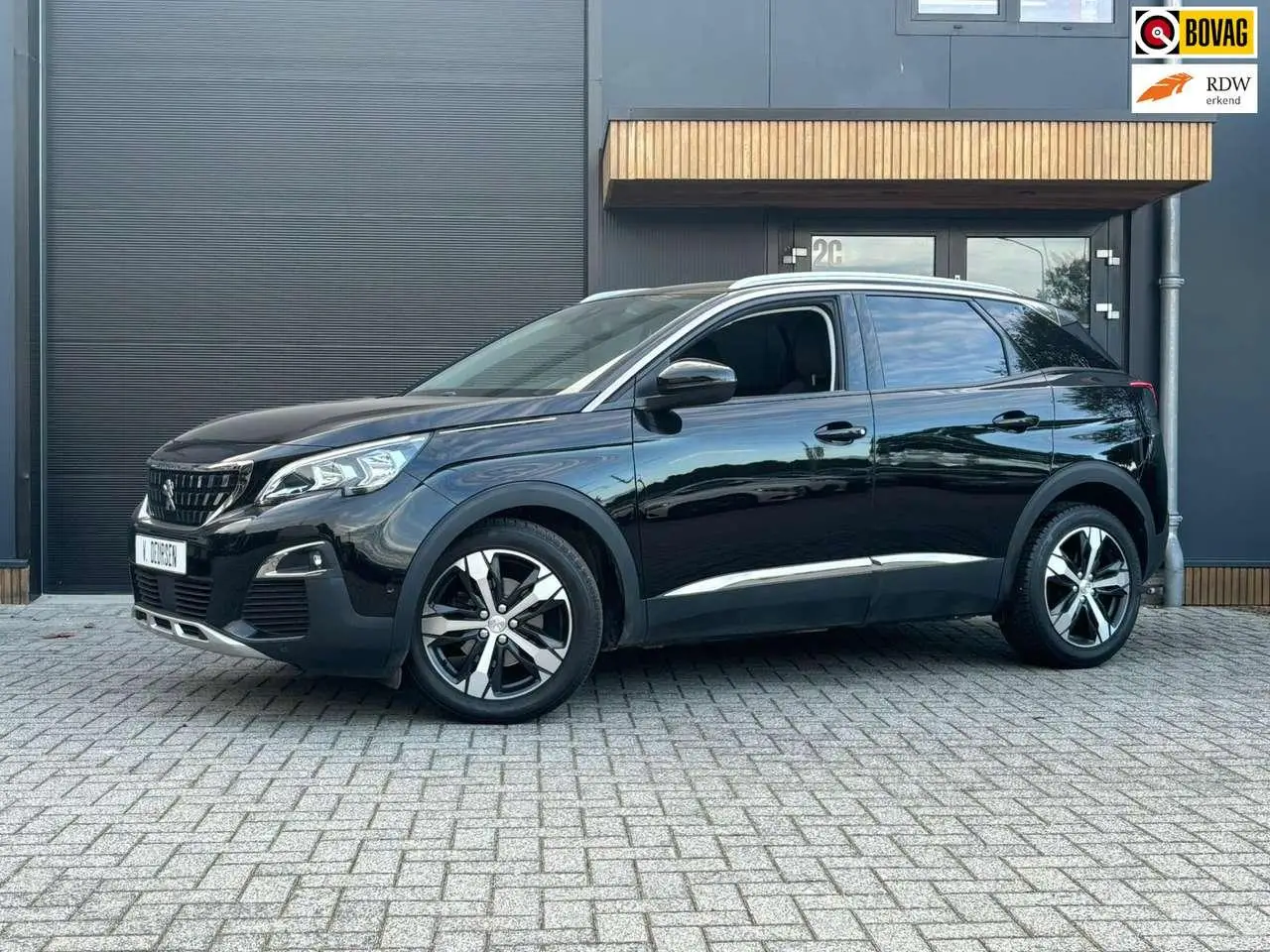 Photo 1 : Peugeot 3008 2019 Petrol