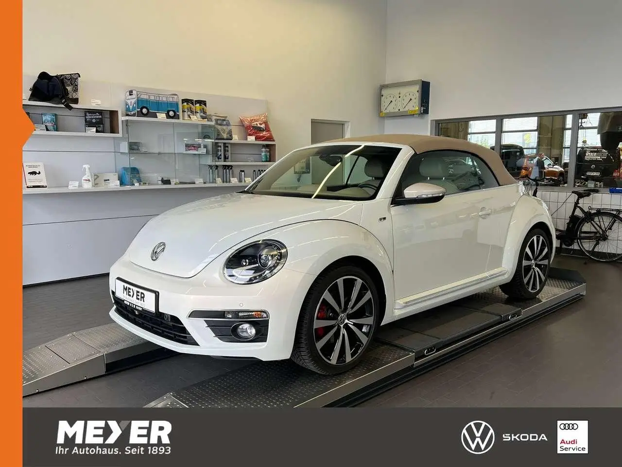 Photo 1 : Volkswagen Beetle 2015 Petrol