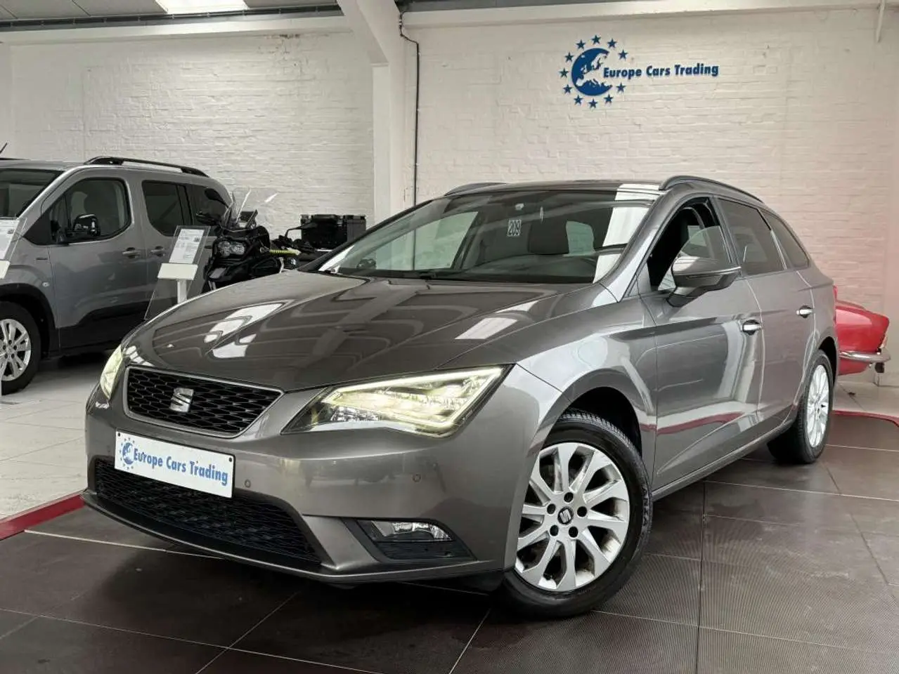 Photo 1 : Seat Leon 2015 Petrol