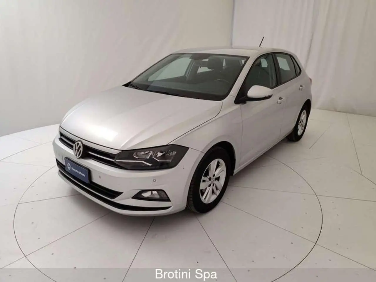 Photo 1 : Volkswagen Polo 2019 Petrol