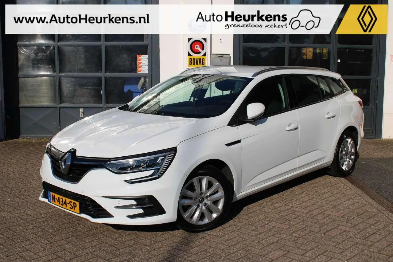 Photo 1 : Renault Megane 2021 Petrol