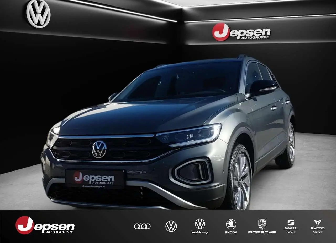 Photo 1 : Volkswagen T-roc 2024 Essence