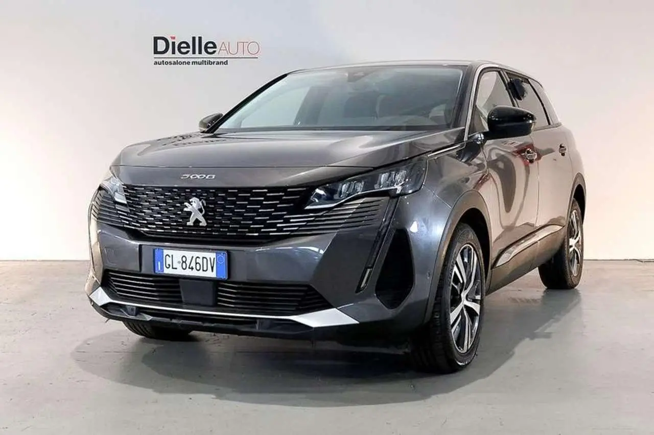 Photo 1 : Peugeot 5008 2022 Diesel