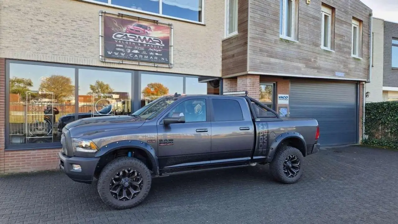 Photo 1 : Dodge Ram 2018 LPG