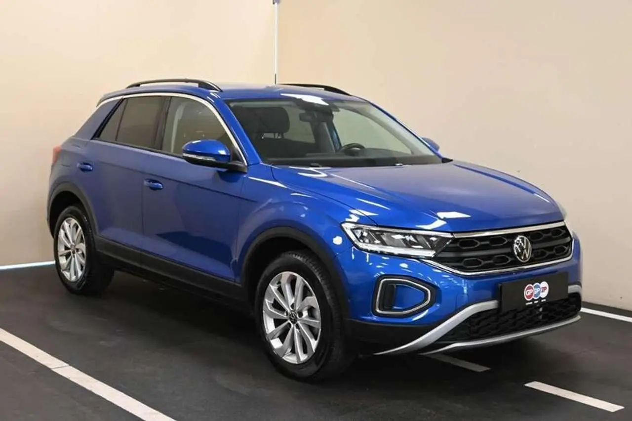 Photo 1 : Volkswagen T-roc 2023 Petrol