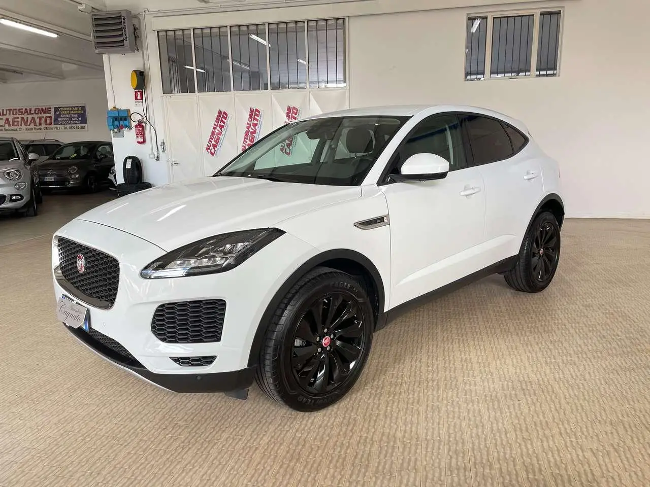 Photo 1 : Jaguar E-pace 2019 Diesel