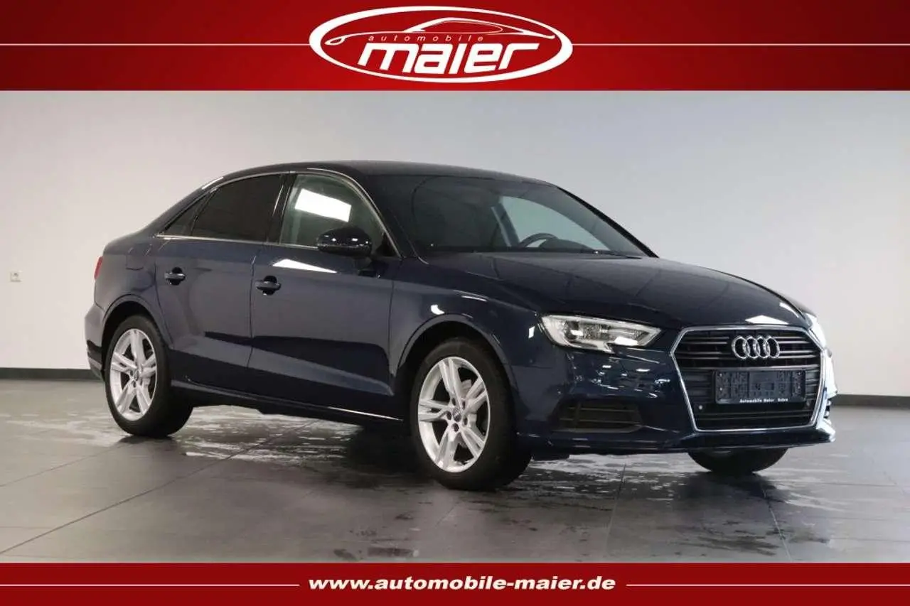 Photo 1 : Audi A3 2019 Essence