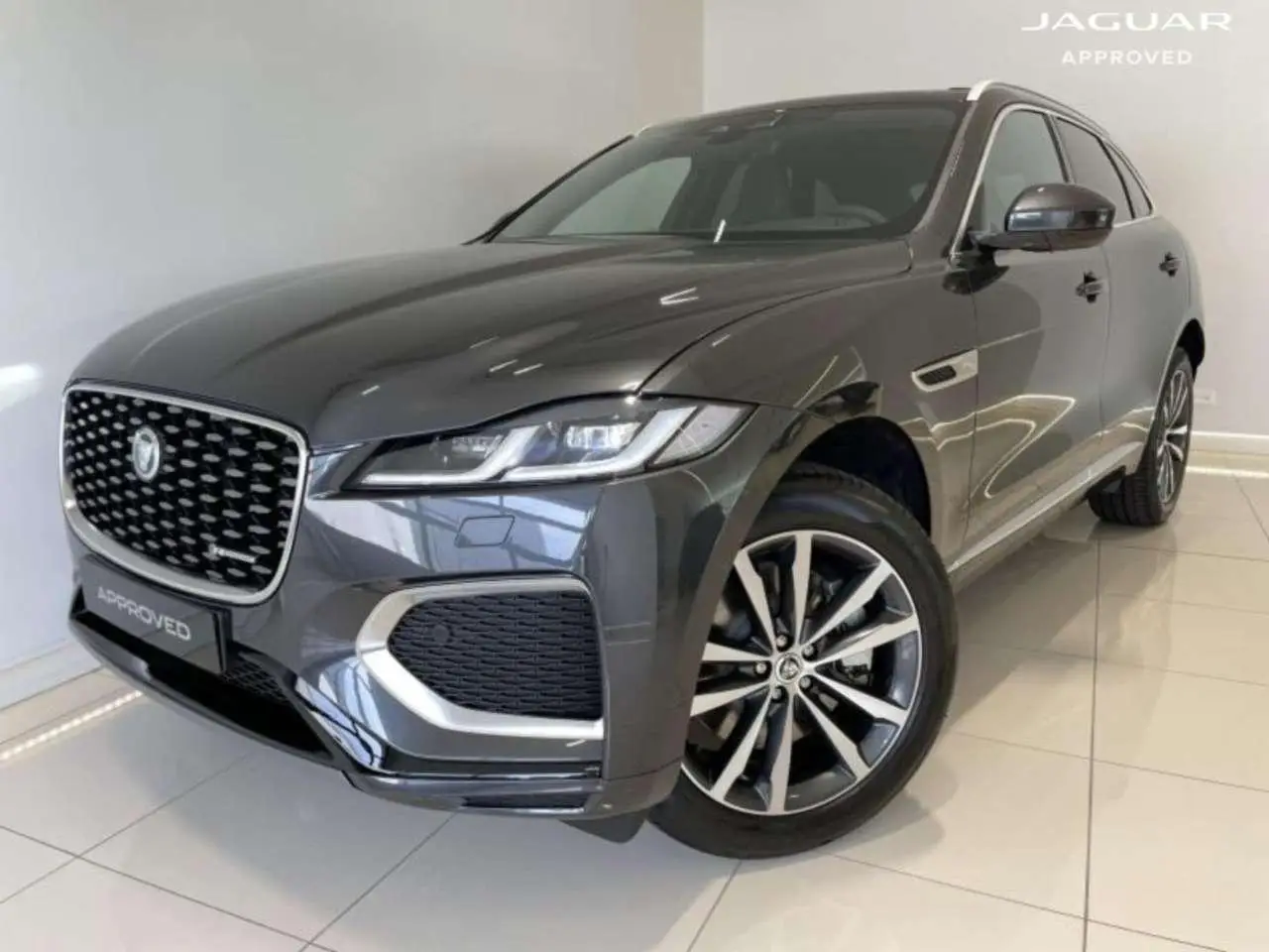 Photo 1 : Jaguar F-pace 2023 Others