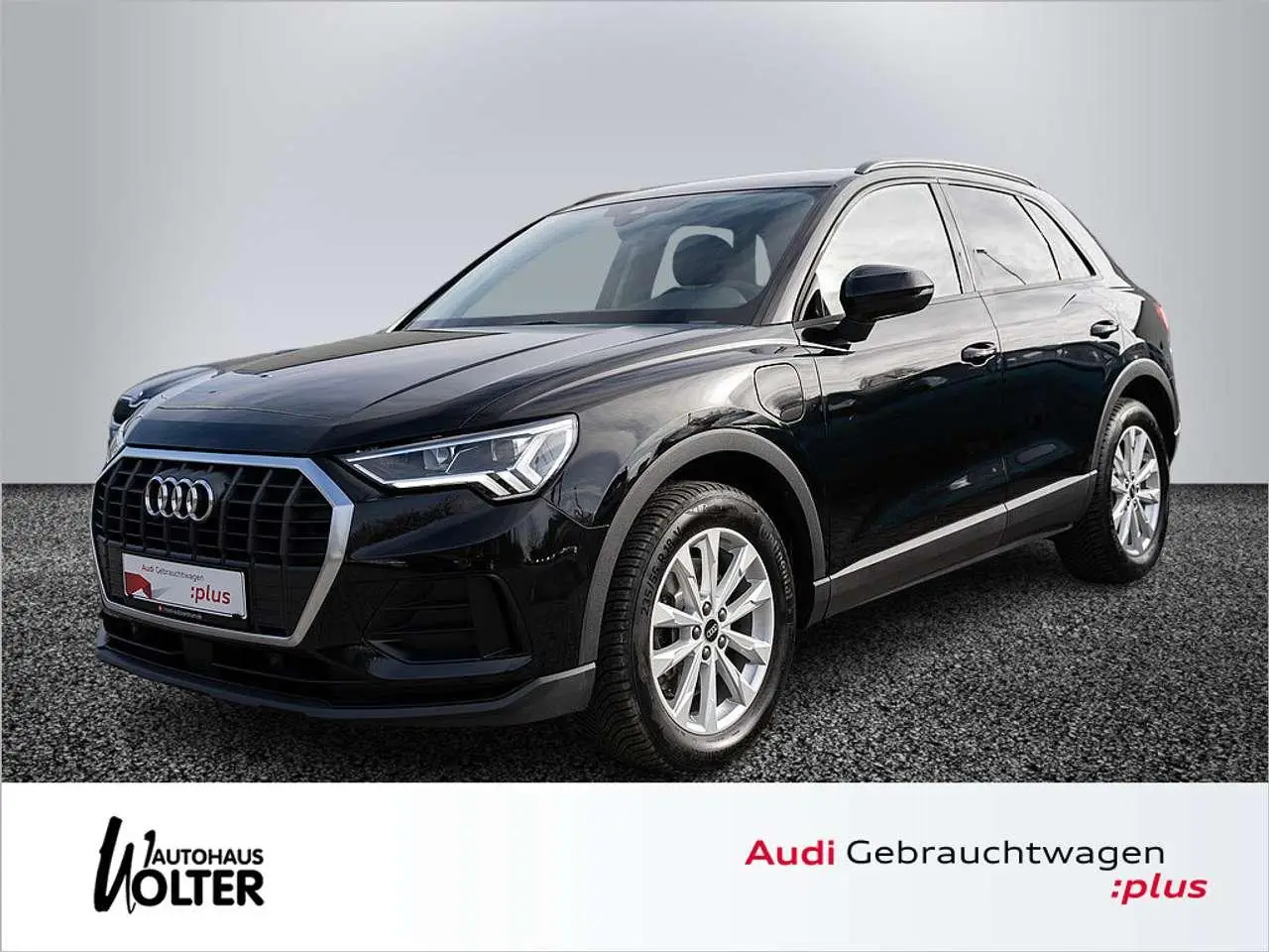 Photo 1 : Audi Q3 2022 Hybrid