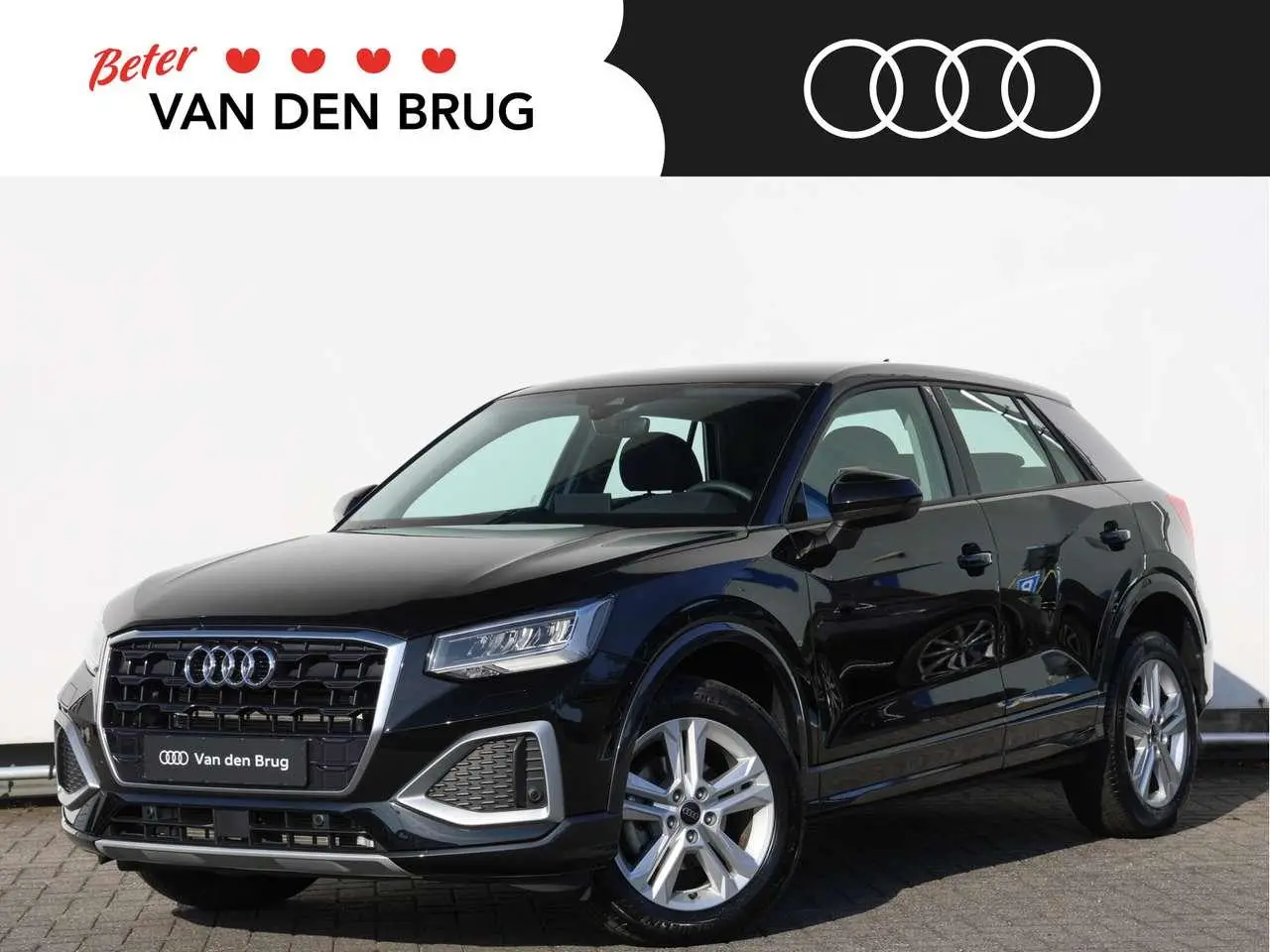 Photo 1 : Audi Q2 2024 Petrol