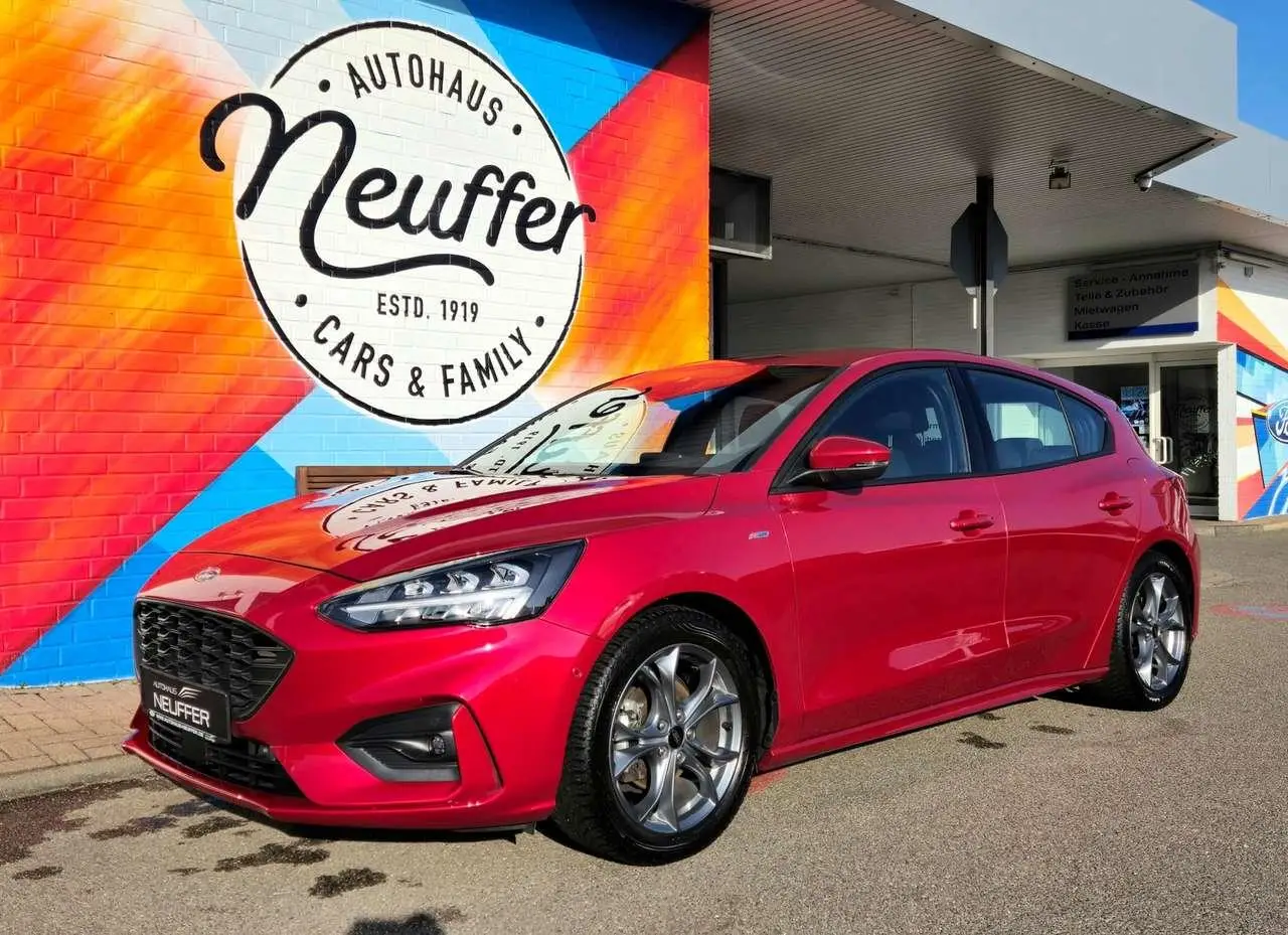 Photo 1 : Ford Focus 2021 Petrol