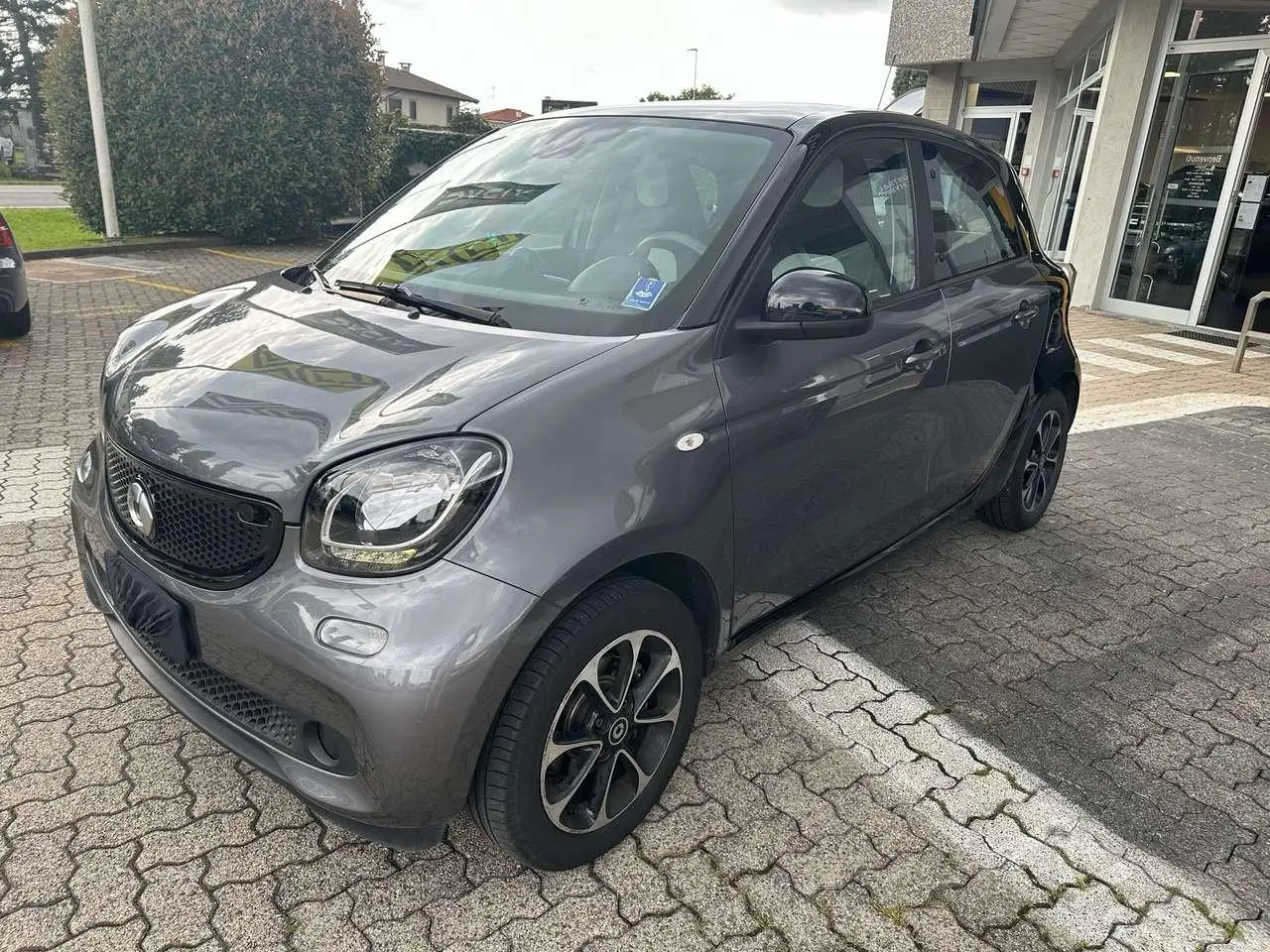 Photo 1 : Smart Forfour 2016 Petrol