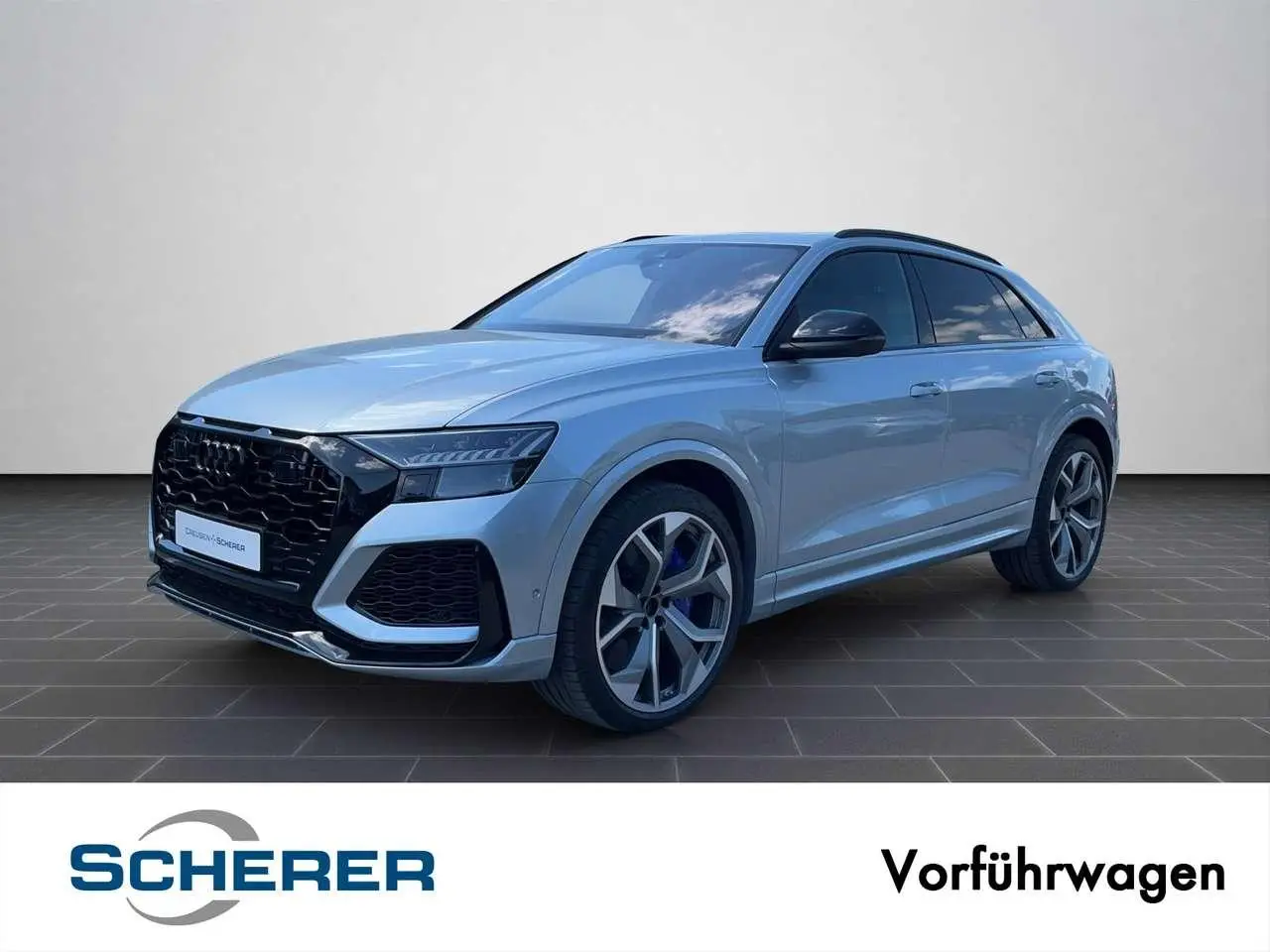 Photo 1 : Audi Rsq8 2024 Petrol