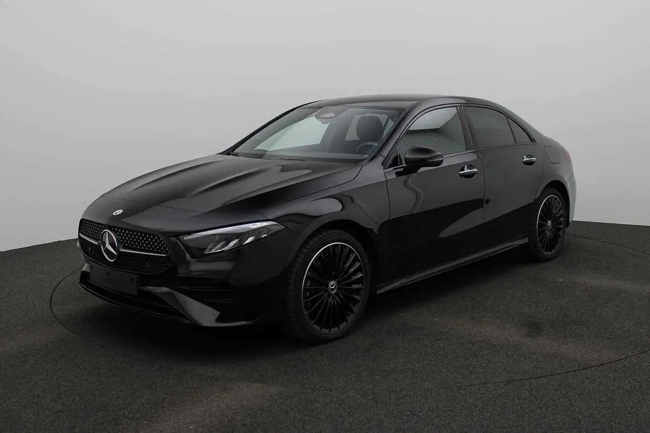 Photo 1 : Mercedes-benz Classe A 2023 Hybride