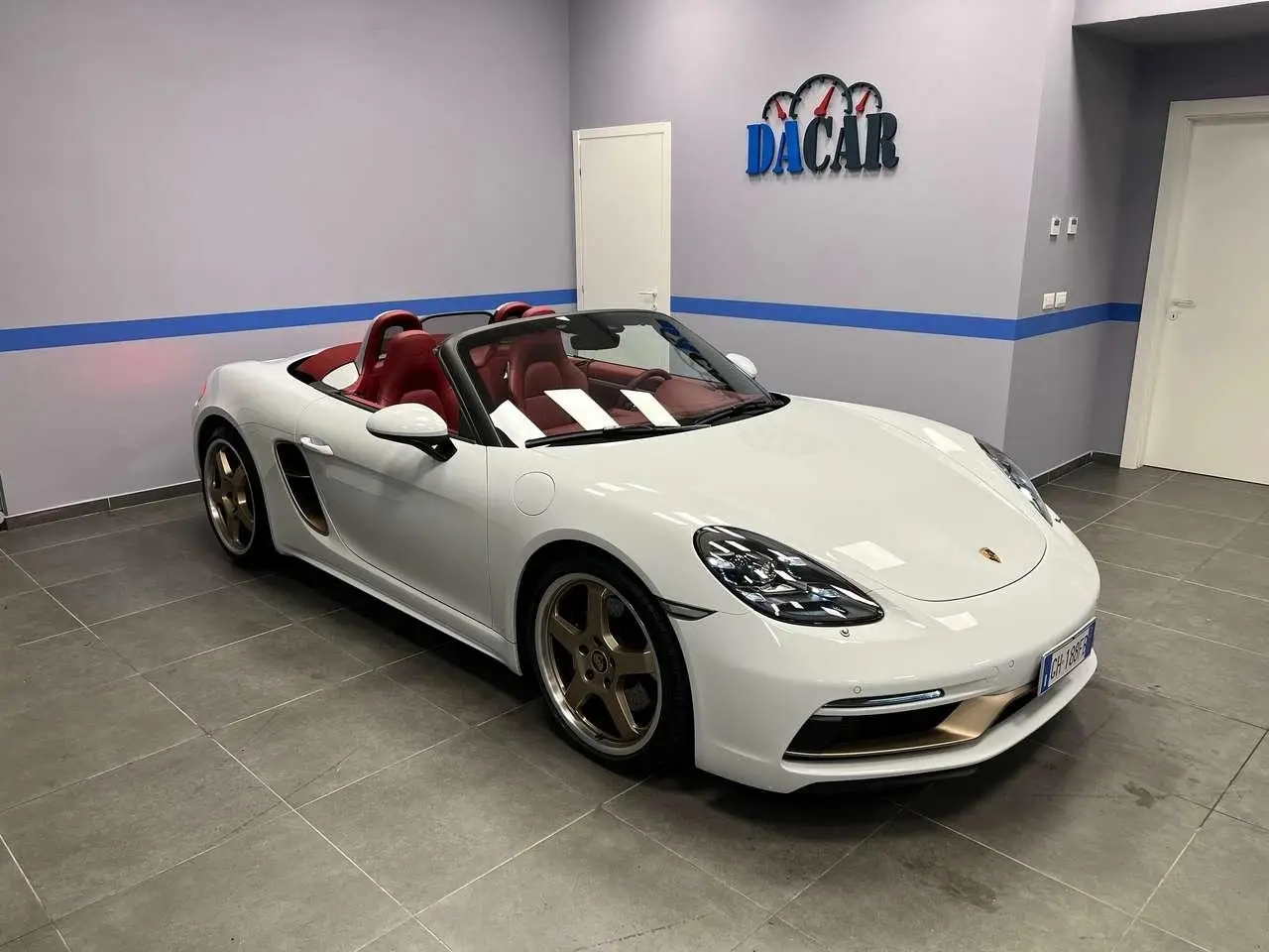 Photo 1 : Porsche Boxster 2021 Petrol