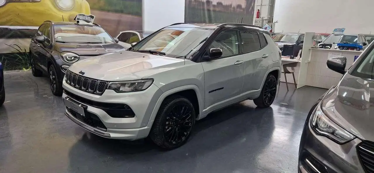 Photo 1 : Jeep Compass 2022 Hybrid