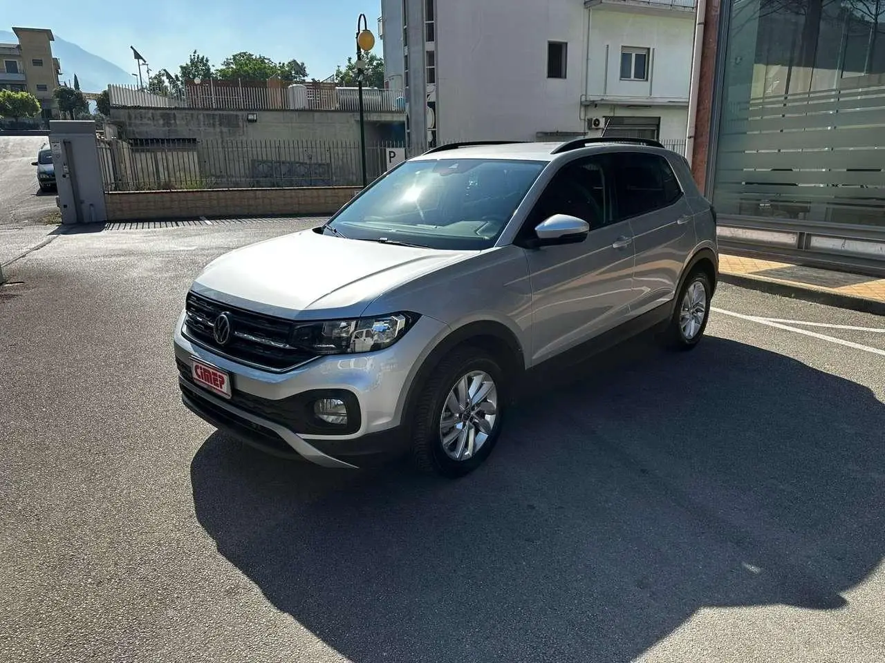 Photo 1 : Volkswagen T-cross 2021 Petrol