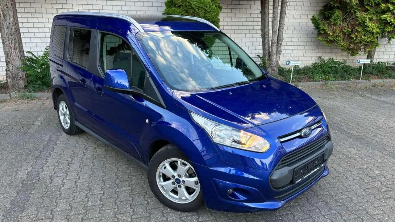 Photo 1 : Ford Tourneo 2017 Petrol