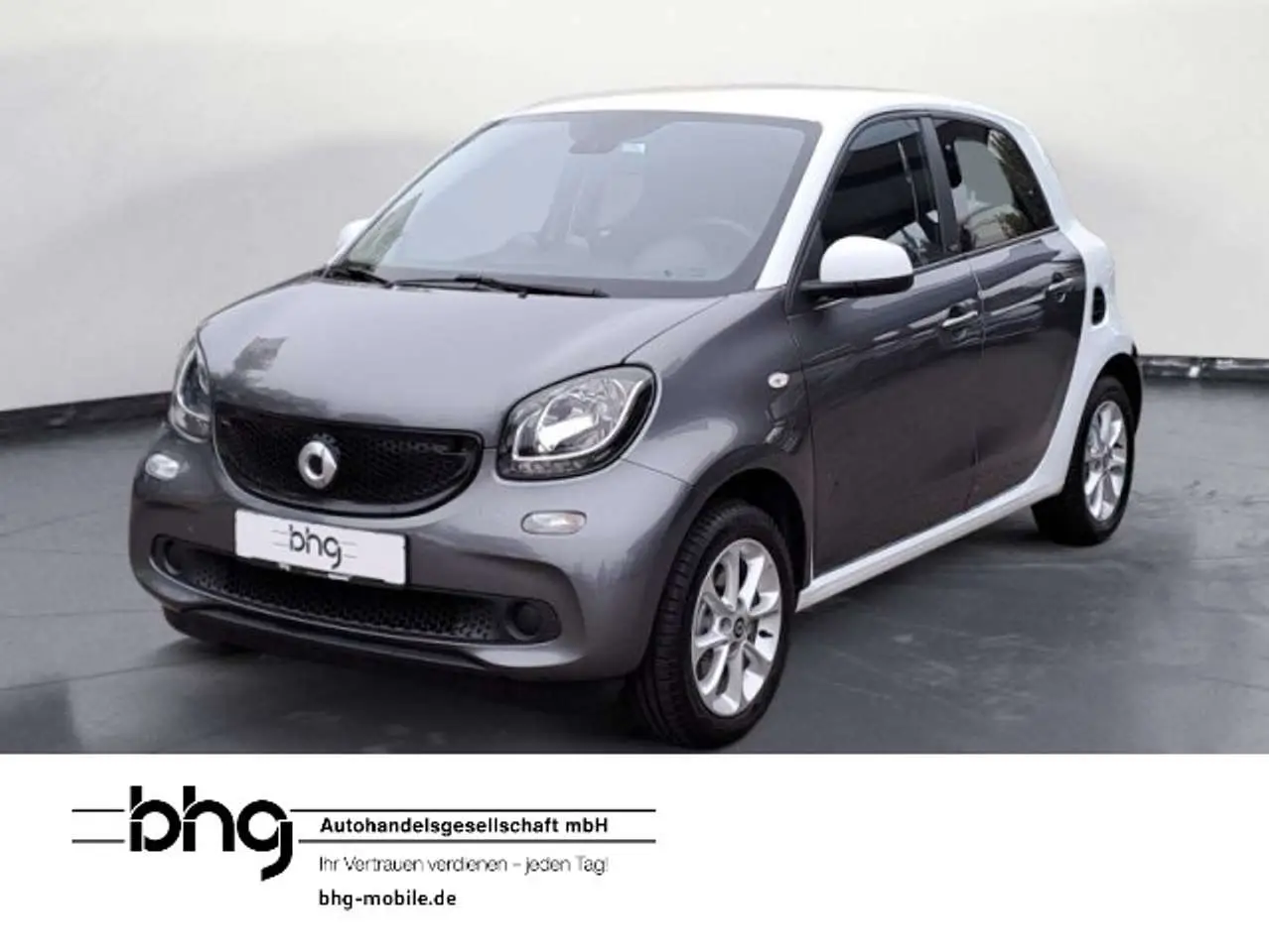 Photo 1 : Smart Forfour 2017 Petrol