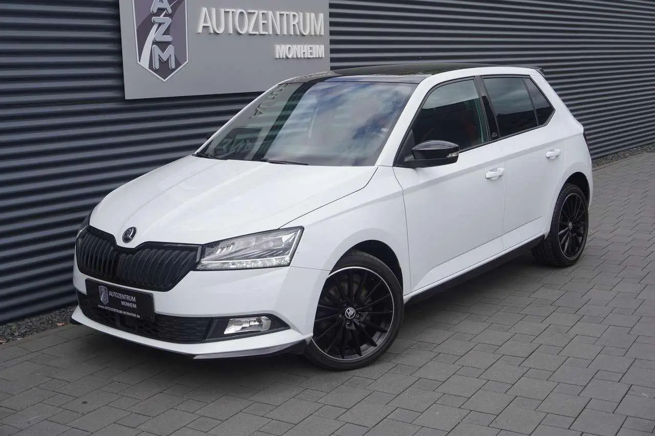 Photo 1 : Skoda Fabia 2019 Essence